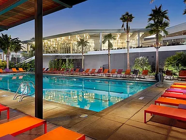 Spacious Playa Vista Gem